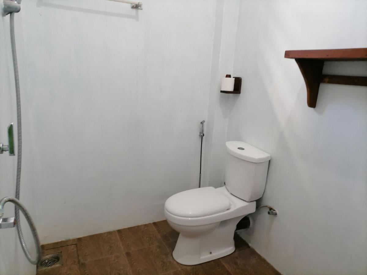 Апартаменти Hiriketiya Hasmal House Діквелла Екстер'єр фото